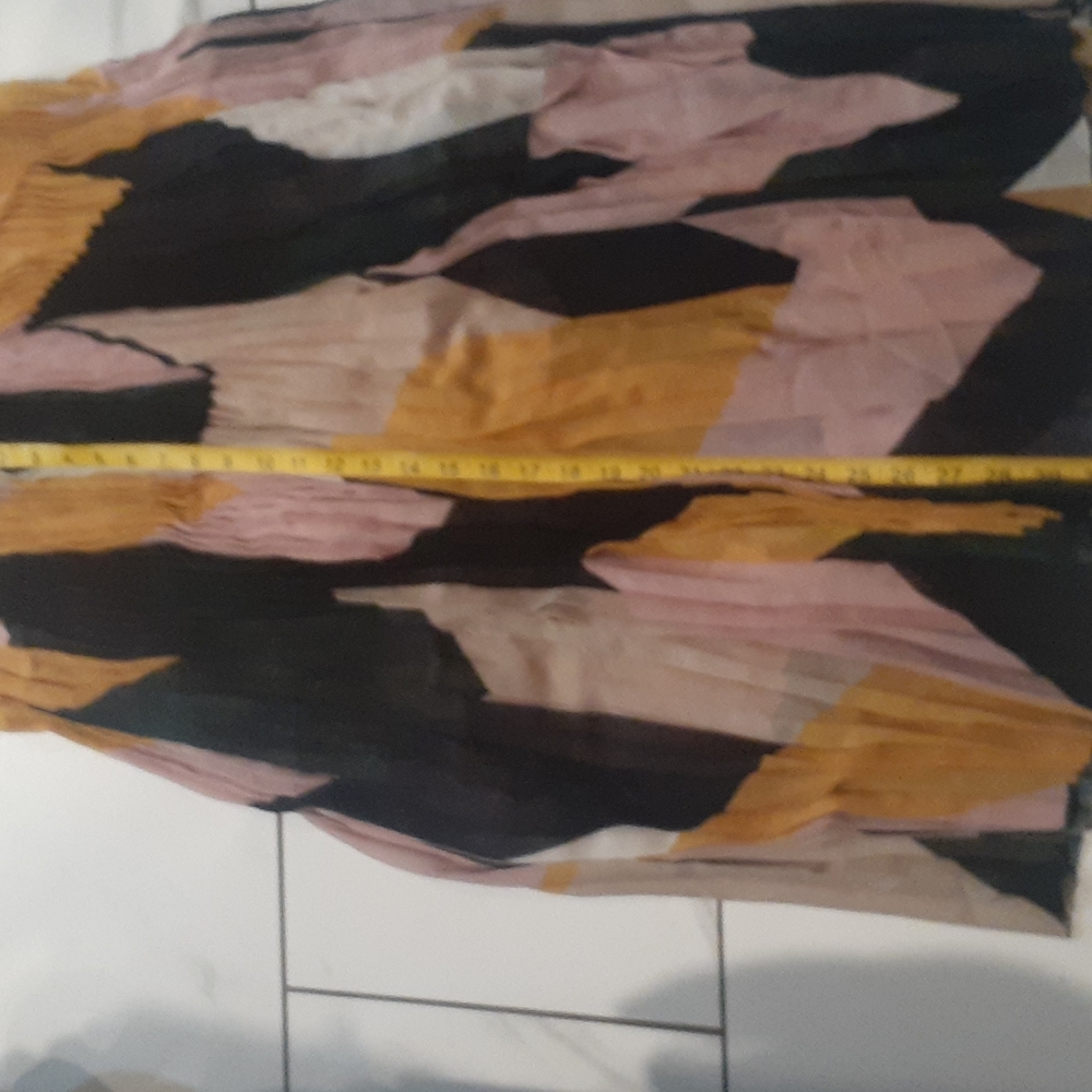 Anthroplogie skirt - Picture 3 of 5